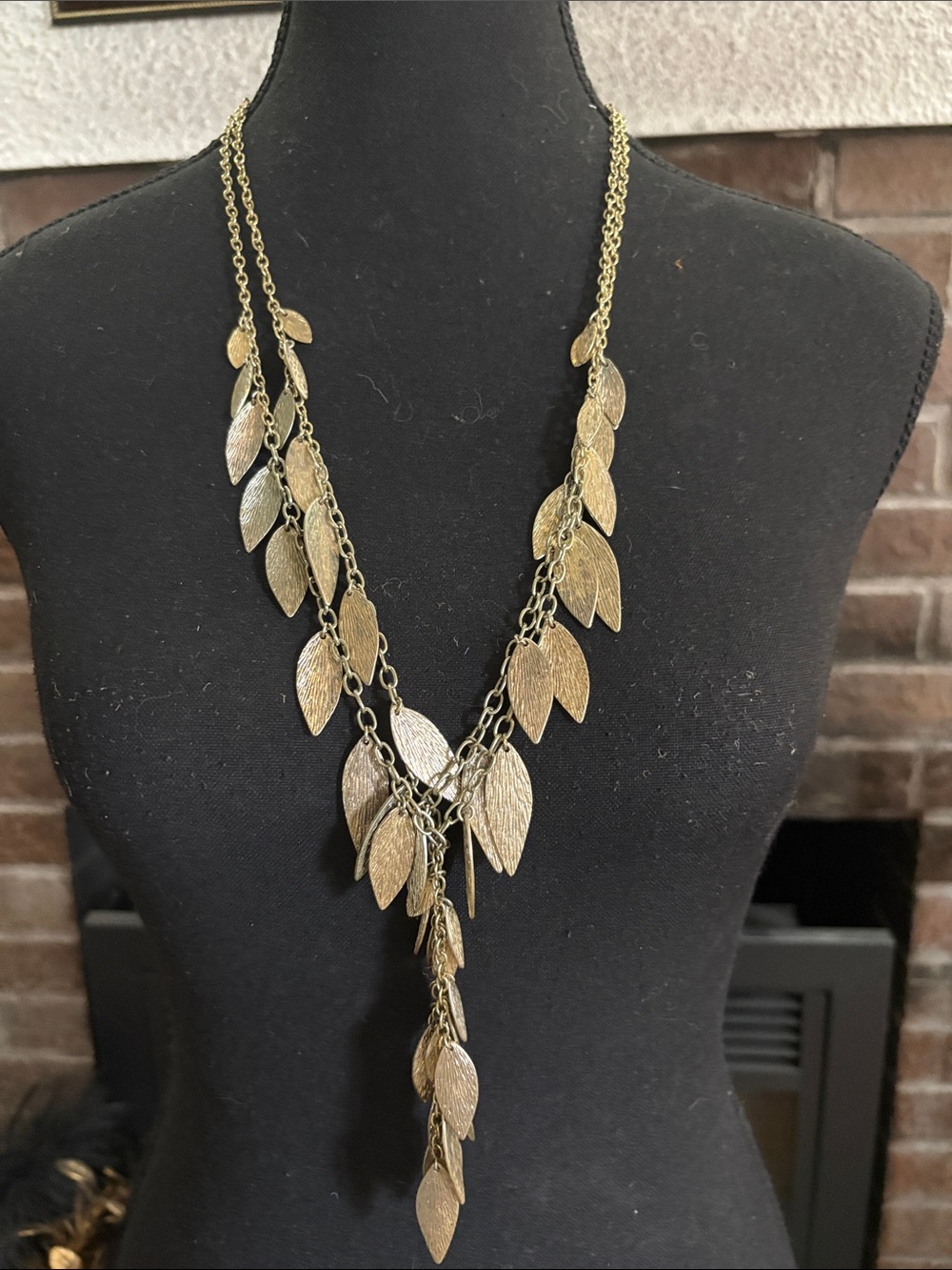 Textured Gold Leaf Pendant Necklace
